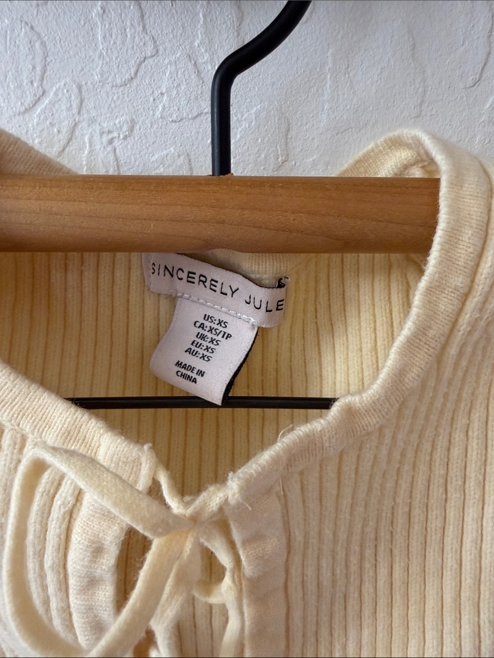 Sincerely Jules Butter Yellow Cream Soft Knit Stretch Tie Chest Vest Sweater XS - Picture 3 of 3